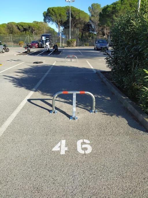 Ideal Saint Raphael Piscine Clim Parking Saint-Raphael (Var) Exterior foto